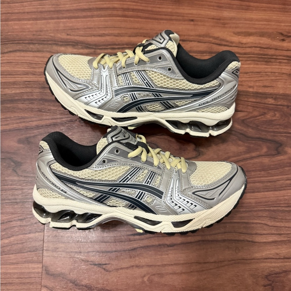 ASICS Gel-Kayano 14 Oyster White Steeple Grey Men’s 6.5/Womens 8 [1203A537-250]